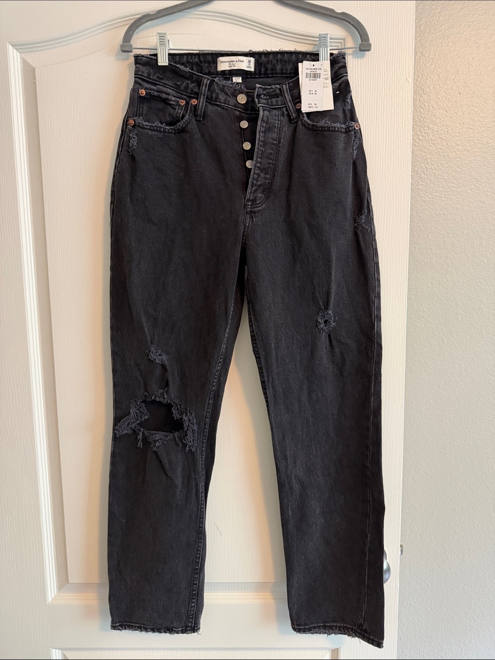 Abercrombie & Fitch Curve Love Black Distressed Dad Jeans